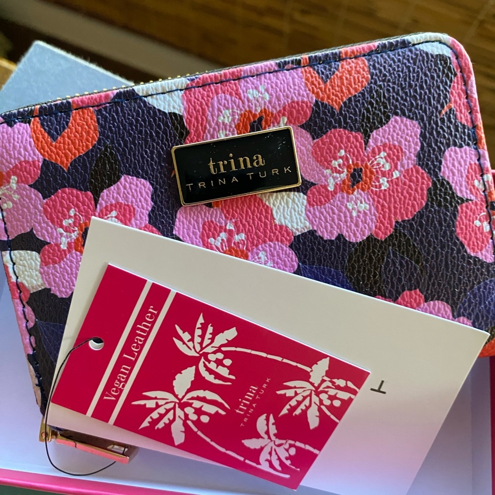 Trina Turk Floral Wallet - Pink and Black
NWT! - Picture 3 of 6